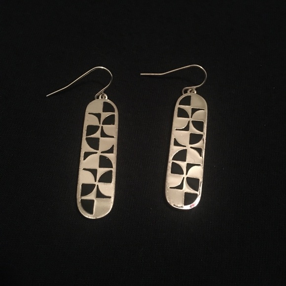 Vintage Black and Silver Tone Hook Dangle Earrings - Picture 2 of 6